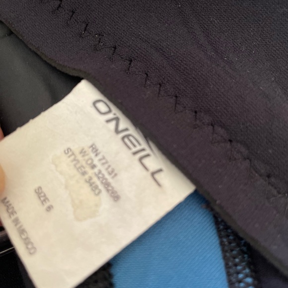 O’Neill wetsuit child size 6 - Picture 5 of 9